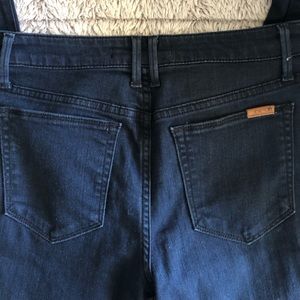 Joe’s The Icon Skinny - size 28